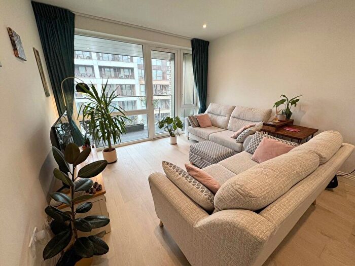 1 Bedroom Apartment To Rent In Royal Engineers Way, London, NW7