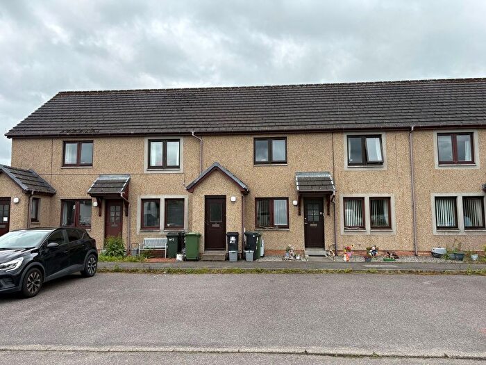 2 Bedroom Flat For Sale In Croyard Park, Beauly, Inverness-Shire, IV4