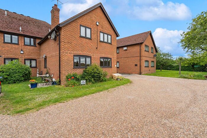 2 Bedroom Flat For Sale In Main Road, Naphill, HP14