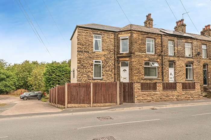 3 Bedroom End Of Terrace House For Sale In Lees Hall Road, Dewsbury, WF12