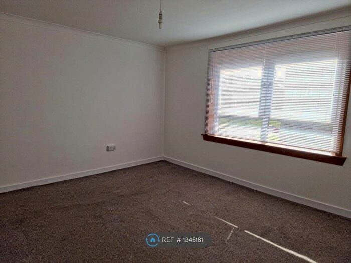 2 Bedroom Flat To Rent In Regent Street, Greenock, PA15