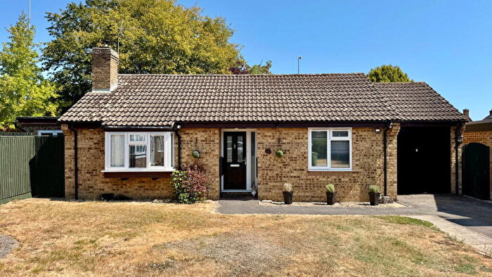 3 Bedroom Detached Bungalow For Sale In Skillman Drive, Thatcham, RG19