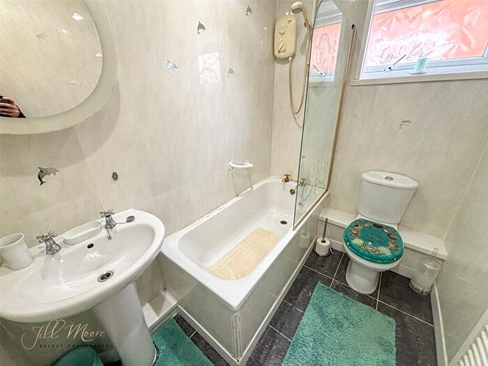 2 Bedroom End Of Terrace House To Rent In Fountains Close, Biddick, Washington, Tyne & Wear, NE38