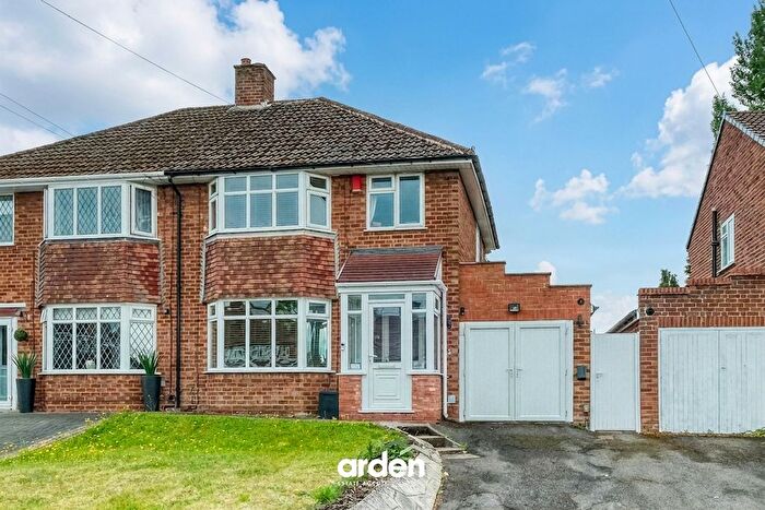 3 Bedroom Semi-Detached House For Sale In Braces Lane, Marlbrook, B60