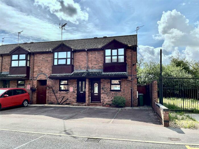 2 Bedroom End Of Terrace House To Rent In St. Johns Court, Goole, East Yorkshire, DN14