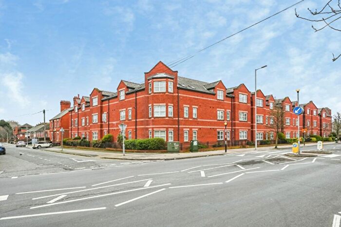 2 Bedroom Flat For Sale In Lime Grove, Liverpool, Merseyside, L21