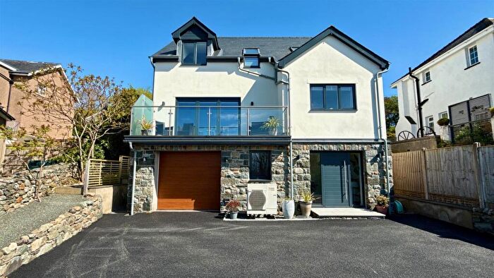 4 Bedroom Detached House For Sale In Dyffryn Ardudwy, LL44