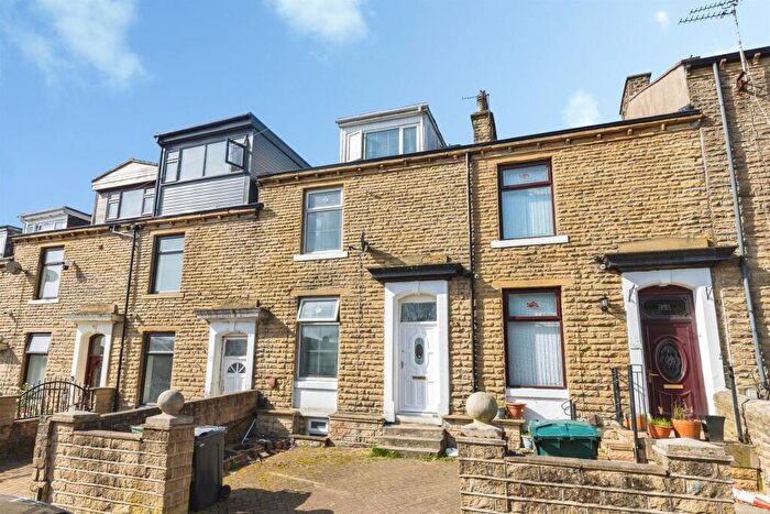 4 Bedroom Terraced House For Sale In Kensington Street, Bradford, BD8