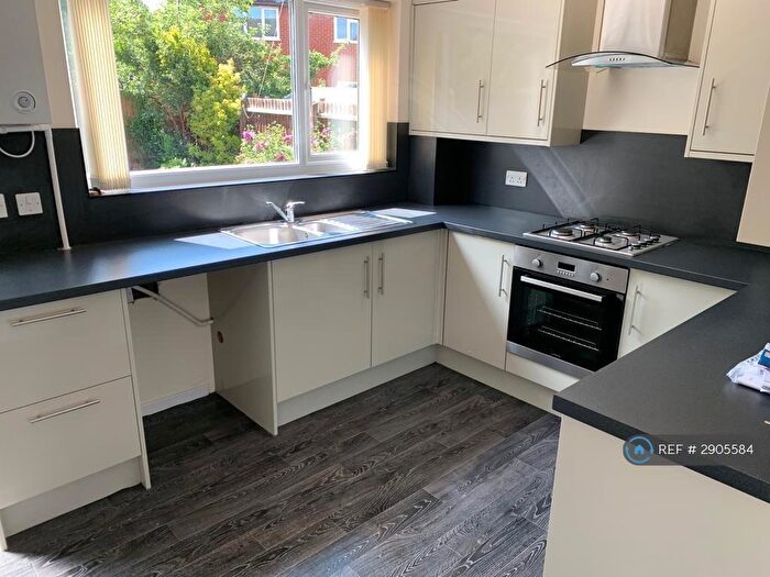2 Bedroom Semi-Detached House To Rent In Balleny Close, Derby, DE21