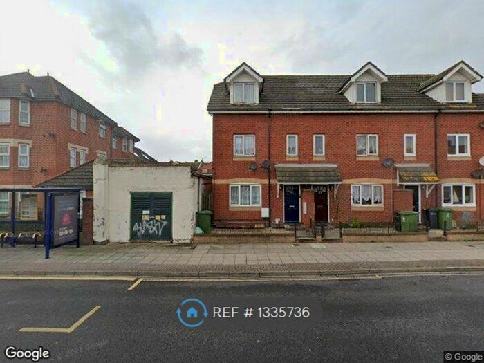 3 Bedroom Terraced House To Rent In Copnor, Portsmouth, PO3