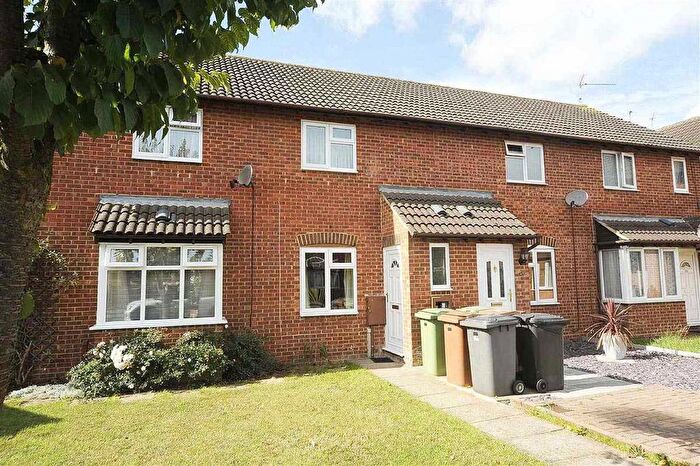 2 Bedroom Terraced House To Rent In Senwick Drive, Wellingborough, NN8