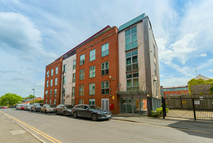 2 Bedroom Apartment To Rent In Portland Square, Nottingham, NG7