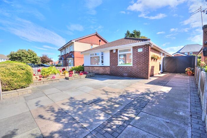 2 Bedroom Detached Bungalow For Sale In Runnells Lane, Liverpool, L23