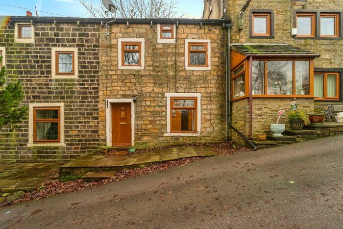 3 Bedroom Terraced House For Sale In Pendle Bridge, Reedley, Burnley, Lancashire, BB12