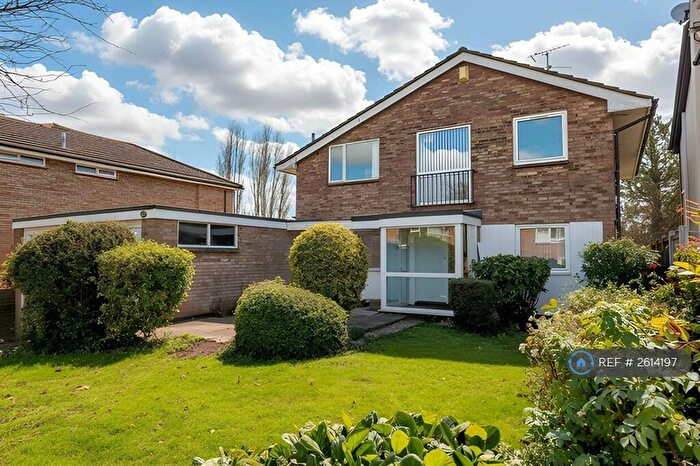 5 Bedroom Detached House To Rent In Wyatts Drive, Southend-On-Sea, SS1