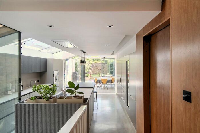 4 Bedroom House To Rent In Summerfield Avenue, Queen's Park, London, NW6