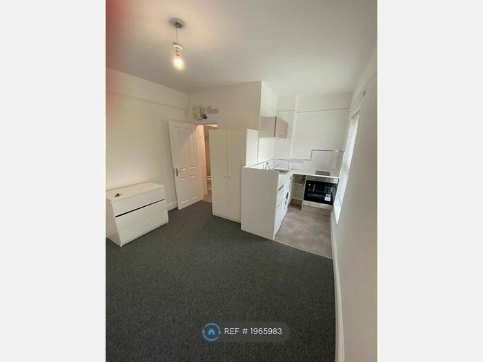 Studio To Rent In Denbigh Road, Norwich Norfolk, NR2