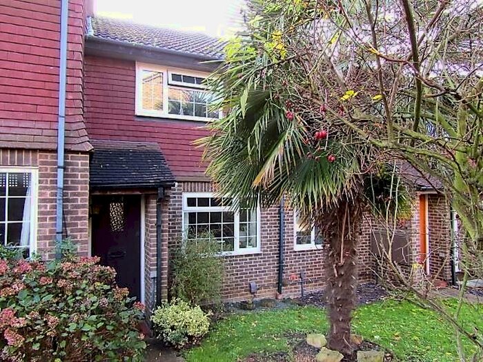 2 Bedroom Property To Rent In Avebury, Cippenham, Slough, SL1