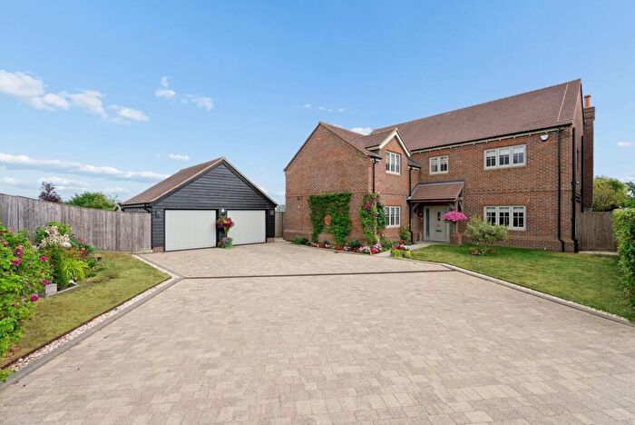 5 Bedroom Detached House For Sale In Hastoe Hill, Hastoe, HP23