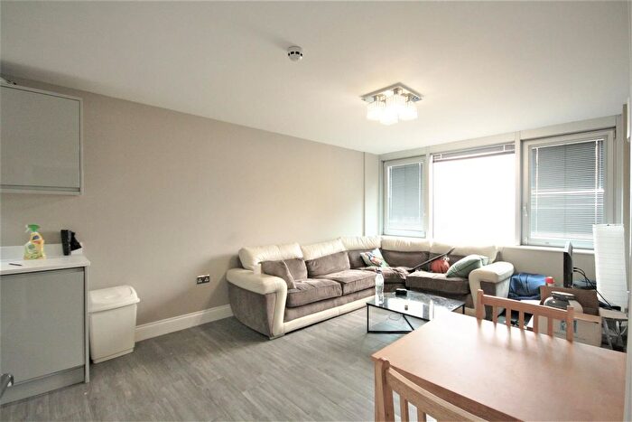 2 Bedroom Flat To Rent In Bartholomew Square, Brighton, BN1