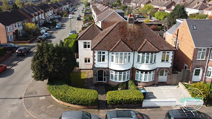 4 Bedroom Semi-Detached House For Sale In Medland Avenue, Finham, Coventry, CV3