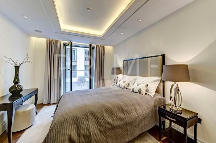 2 Bedroom Flat For Sale In Ebury Square, Belgravia, London, SW1W