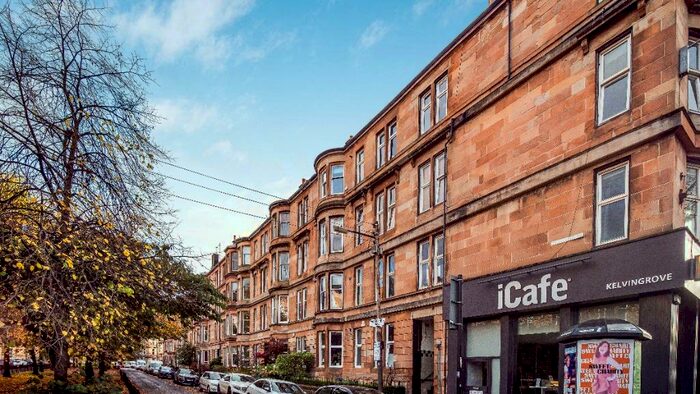 3 Bedroom Flat To Rent In Woodlands Drive, Woodlands, Glasgow, G4