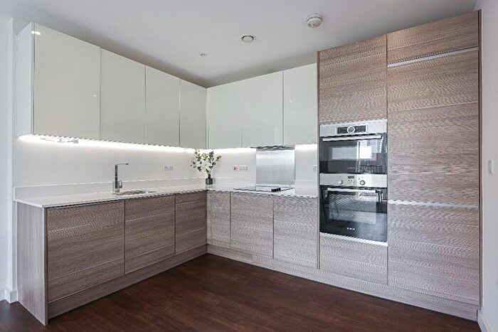 2 Bedroom Apartment To Rent In Plough Way, London, SE16