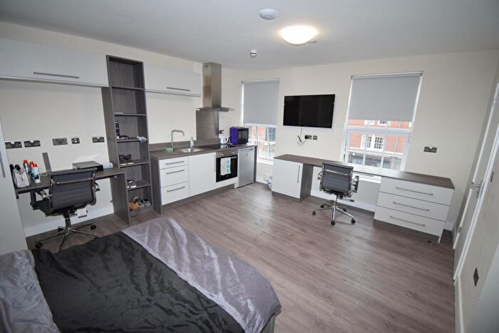 1 Bedroom Flat To Rent In , Wardwick, DE1