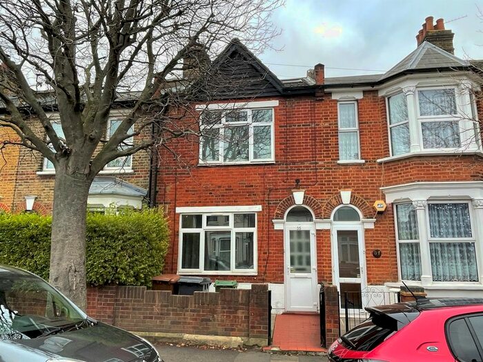 5 Bedroom Terraced House To Rent In York Road, London, E17
