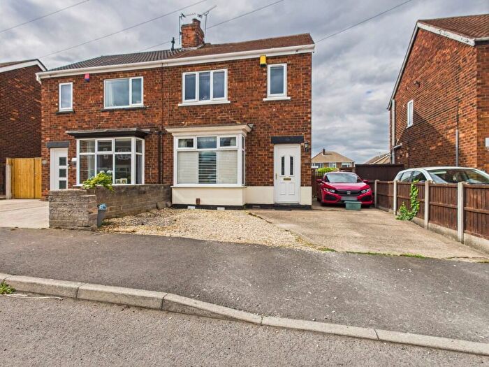 3 Bedroom Semi-detached House For Sale In Humber Crescent, Scunthorpe, DN17