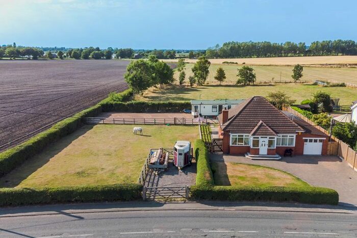 2 Bedroom Detached House For Sale In Hoscar Moss Road, Lathom, Ormskirk, L40