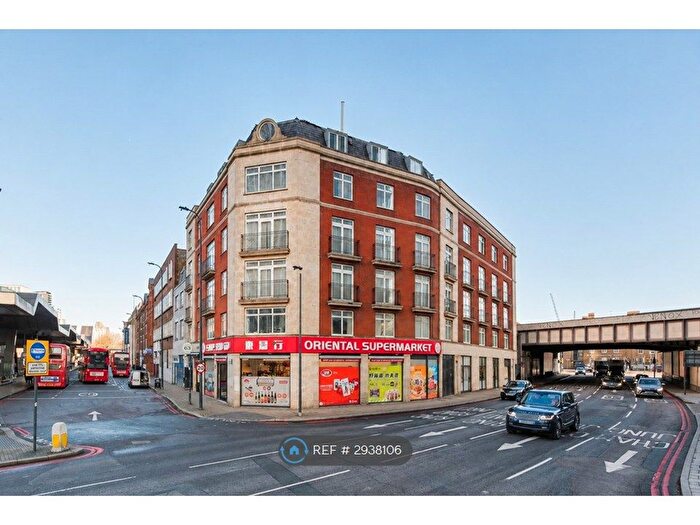 3 Bedroom Flat To Rent In Bondway, London, SW8