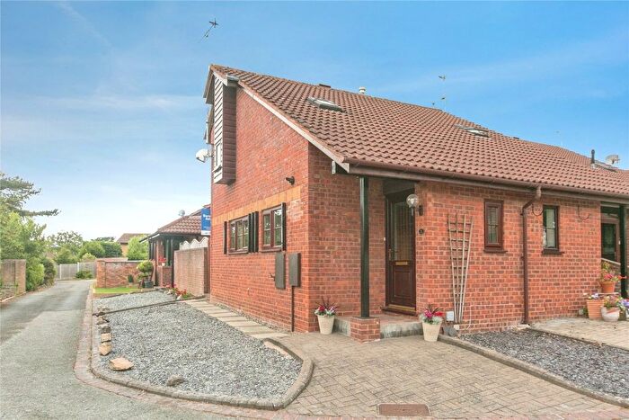 1 Bedroom Semi Detached House For Sale In Maes Y Coed, Deganwy, Conwy, LL31