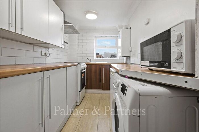 1 Bedroom Apartment To Rent In Burrell Road, Ipswich, Suffolk, IP2