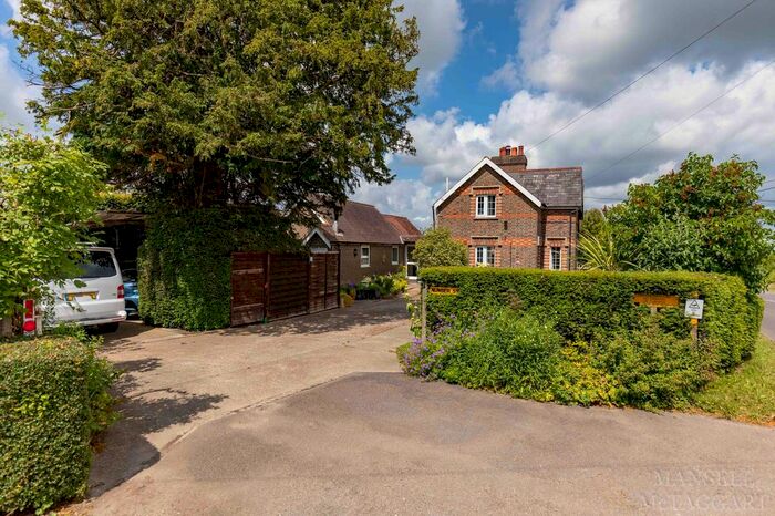 3 Bedroom Semi-Detached House For Sale In Selsfield Road, Turners Hill, RH10