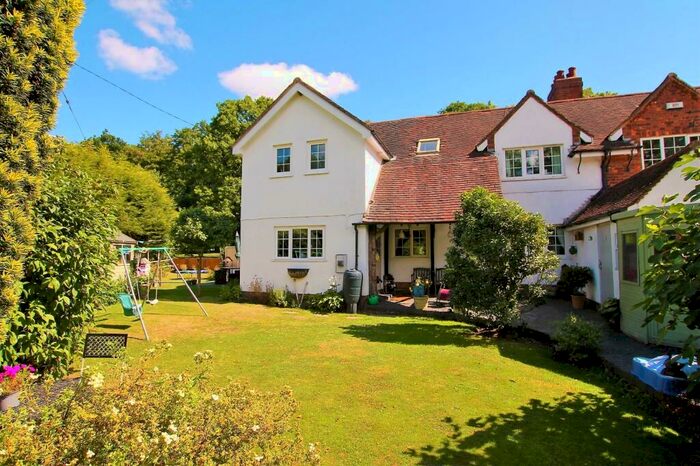 3 Bedroom House For Sale In London Road, Canwell, Sutton Coldfield, B75