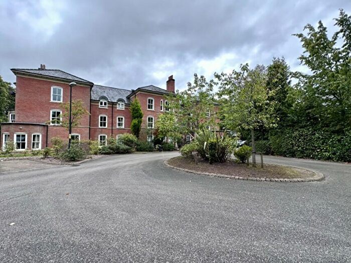 2 Bedroom Apartment To Rent In Bloomfields, Markland Hill, Bolton, BL1