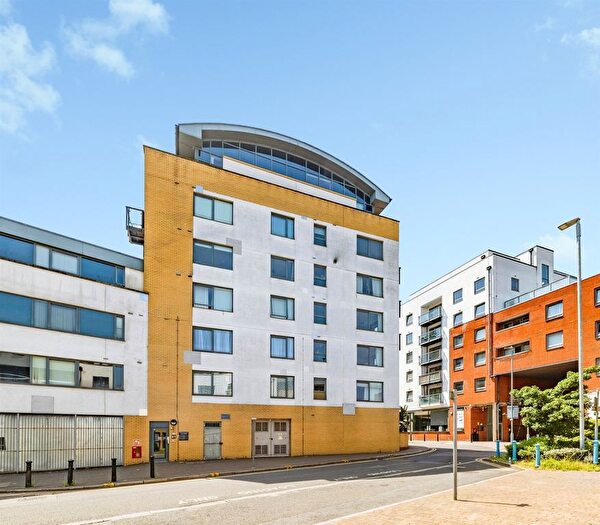 1 Bedroom Flat For Sale In Lord Street, Watford, WD17