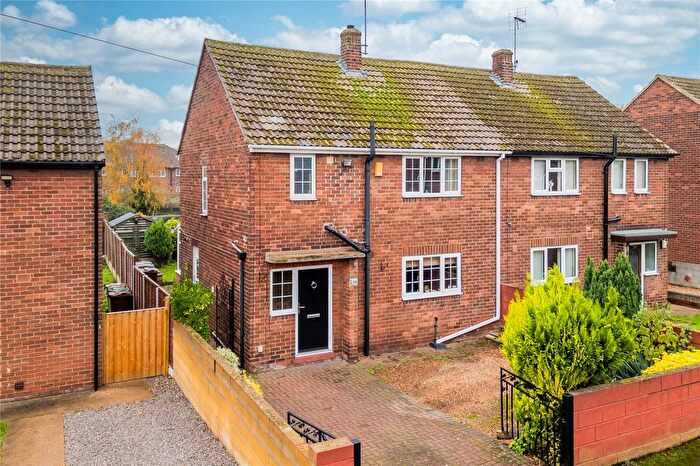 3 Bedroom Semi Detached House For Sale In Springfields, Knottingley, West Yorkshire, WF11