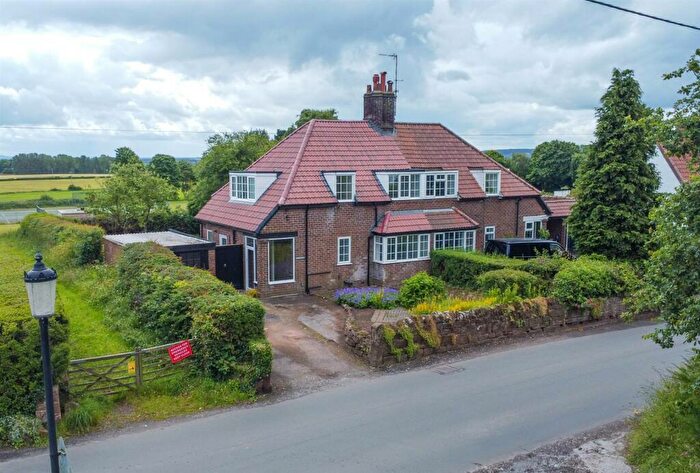 3 Bedroom Semi-Detached House For Sale In The Village, Burton, Neston, CH64