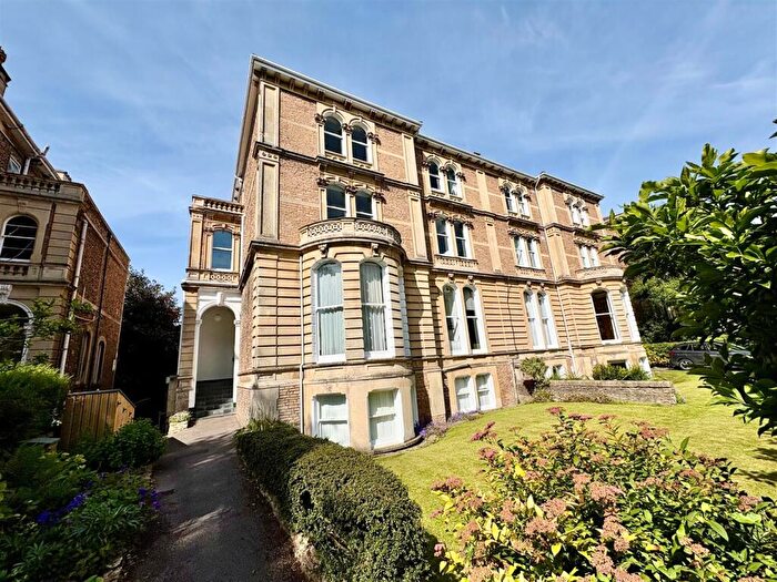 2 Bedroom Apartment For Sale In College Road, Clifton, Bristol, BS8