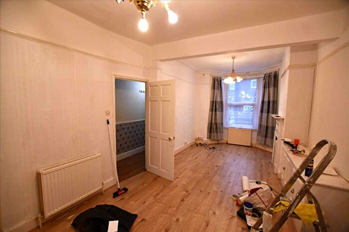 2 Bedroom Property To Rent In Kimberley Road, London, N18