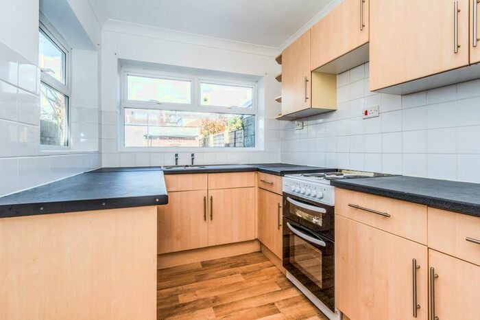 3 Bedroom Terraced House To Rent In King Edwards Crescent, Portsmouth, PO2