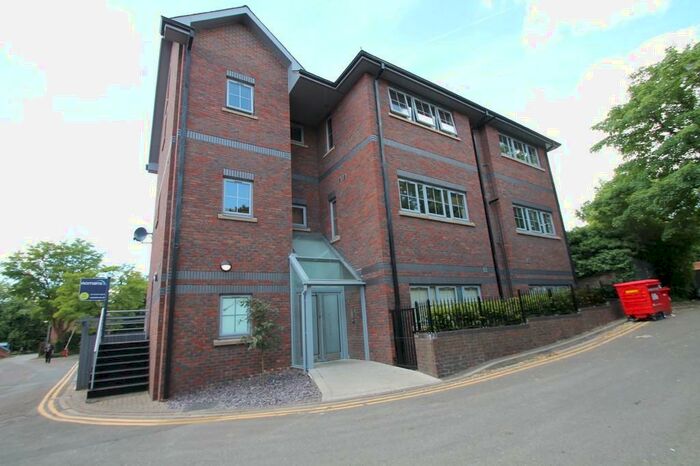 2 Bedroom Apartment To Rent In Millbrook Court, Wokingham, Berkshire, RG40