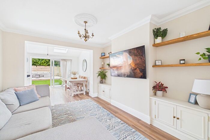 3 Bedroom Semi-Detached House For Sale In Rawcliffe Croft, York, North Yorkshire, YO30