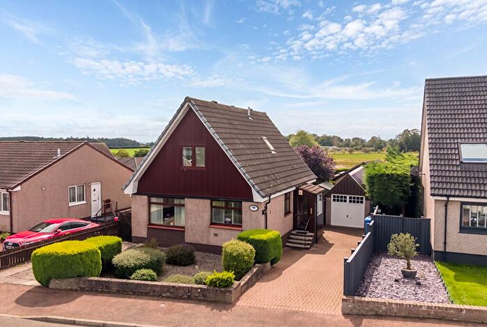 2 Bedroom Detached House For Sale In Gagiebank, Wellbank, DD5