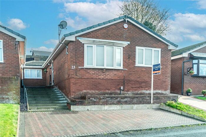 3 Bedroom Bungalow For Sale In Bidston Close, Shaw, Oldham, Greater Manchester, OL2