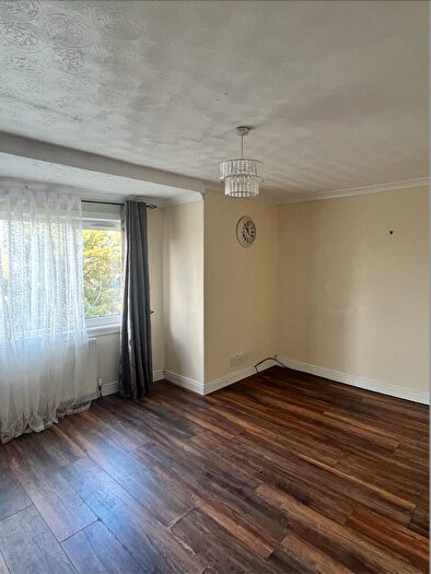 2 Bedroom Flat To Rent In Kelvin Drive, Glasgow, G69