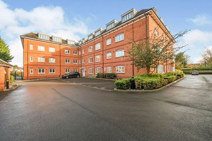 2 Bedroom Flat To Rent In Regency Point, Nottingham, NG2